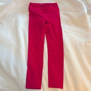 Outdoor Voices - Red lightweight leggings - Size XS